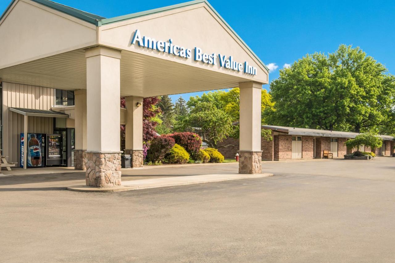 Americas Best Value Inn-Painted Post Ngoại thất bức ảnh
