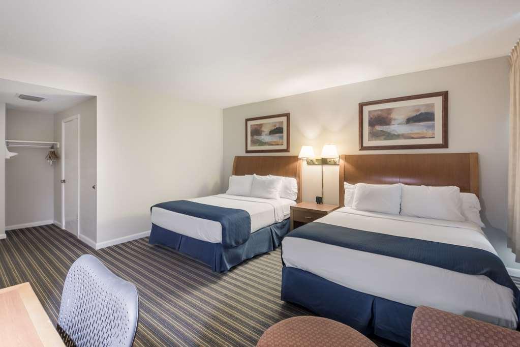 Americas Best Value Inn-Painted Post Phòng bức ảnh