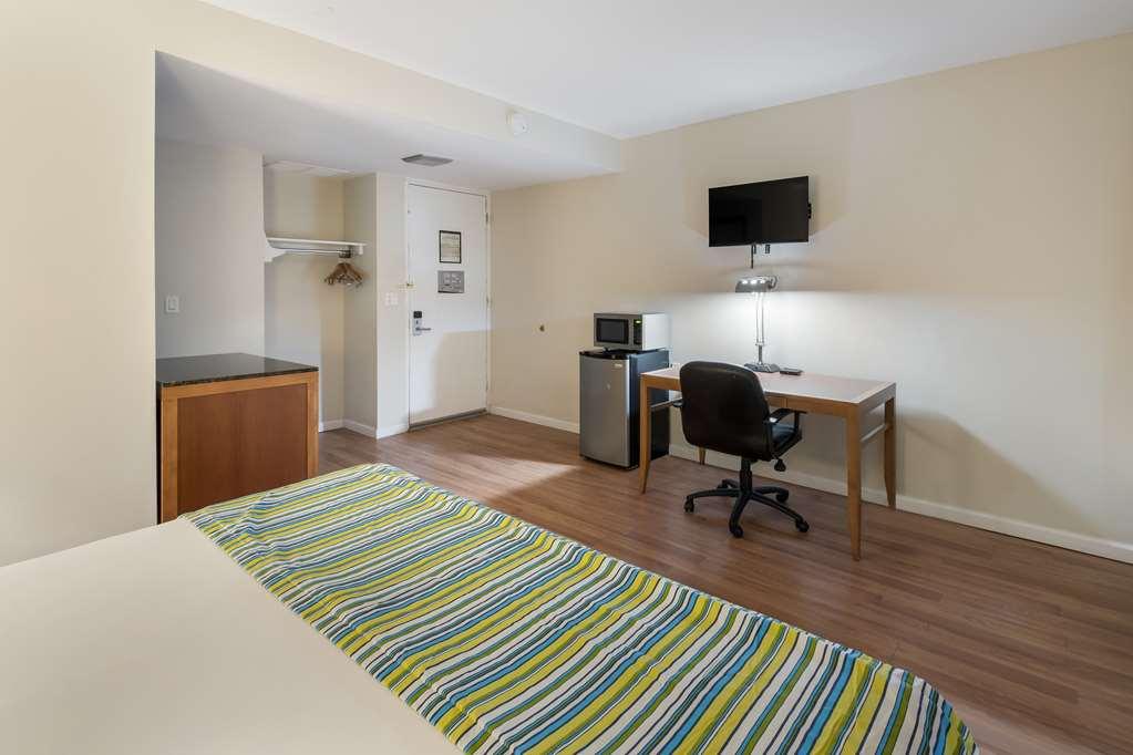 Americas Best Value Inn-Painted Post Phòng bức ảnh